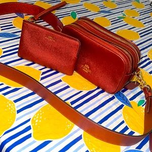 Gorgeous Coach Set. Crossbody and small wristlet.